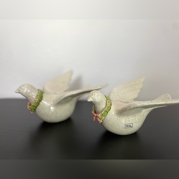 Vintage Fitz & Floyd Set 2 Piece Porcelain Dove Candlestick Holder. - Picture 3 of 7